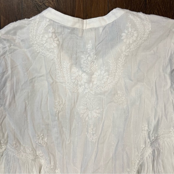🆕 Rachel Zoe metallic threaded embroidered blouse SZ MED - Picture 5 of 6